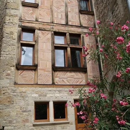 Le Pentagone * Bruniquel