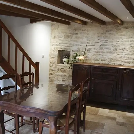 Le Pentagone Holiday home